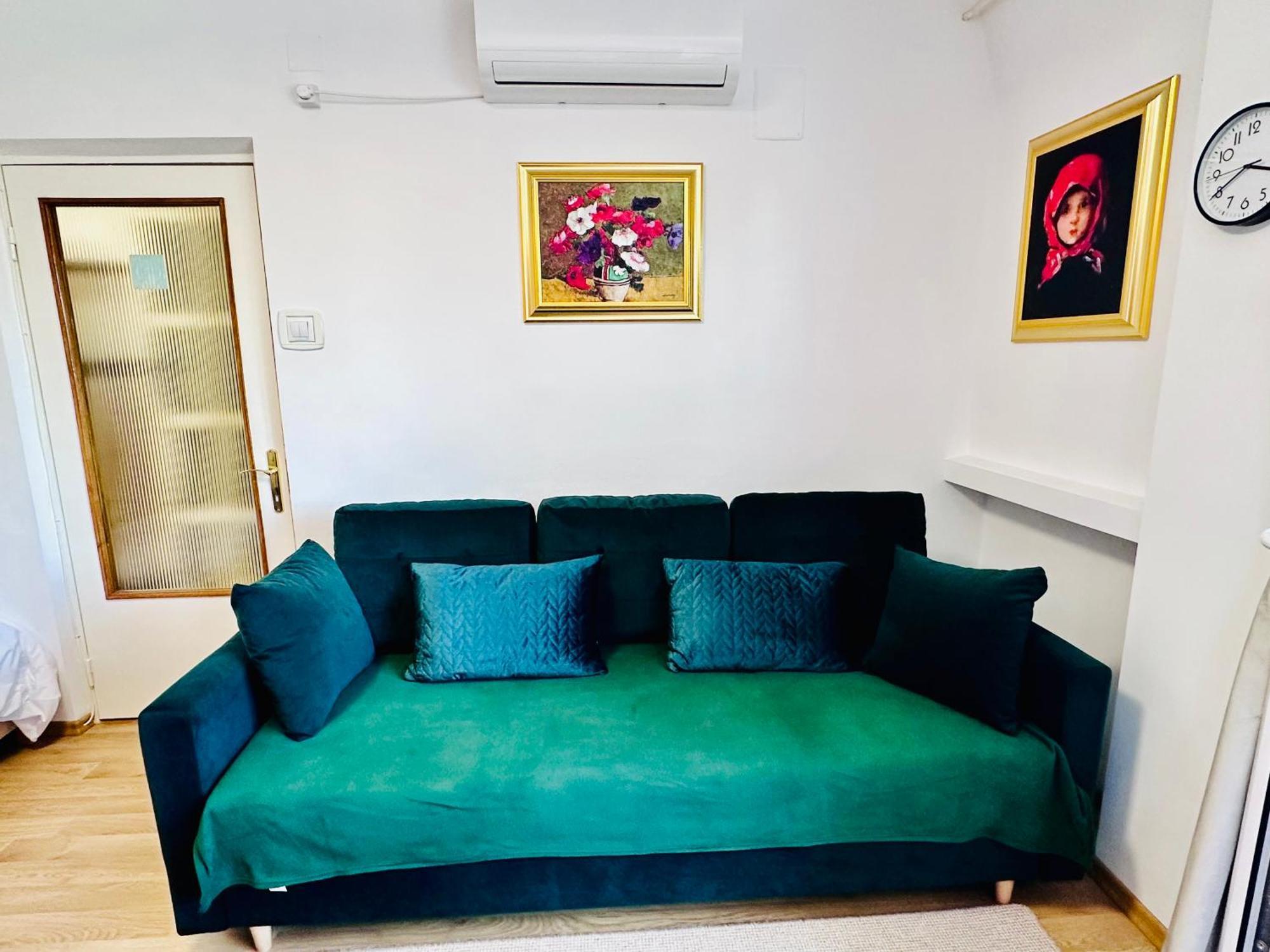 Studio Panoramic With Balcony And Parcul Unirii View アルバ・ユリア エクステリア 写真